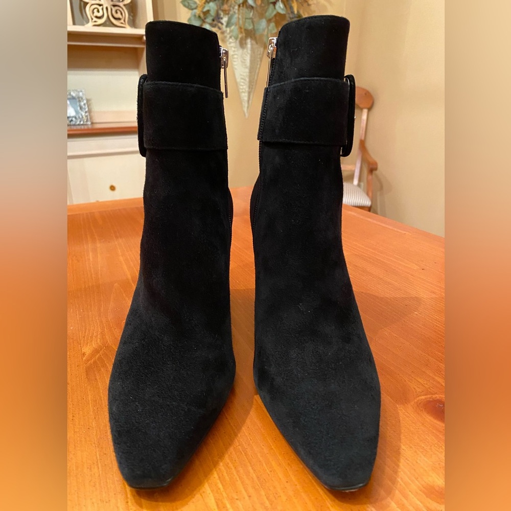 NWOB MARC FISHER LTD BLACK SUEDE BOOTS